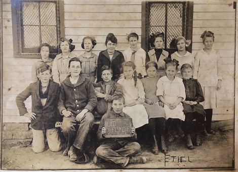Old Elsmore School, 1917